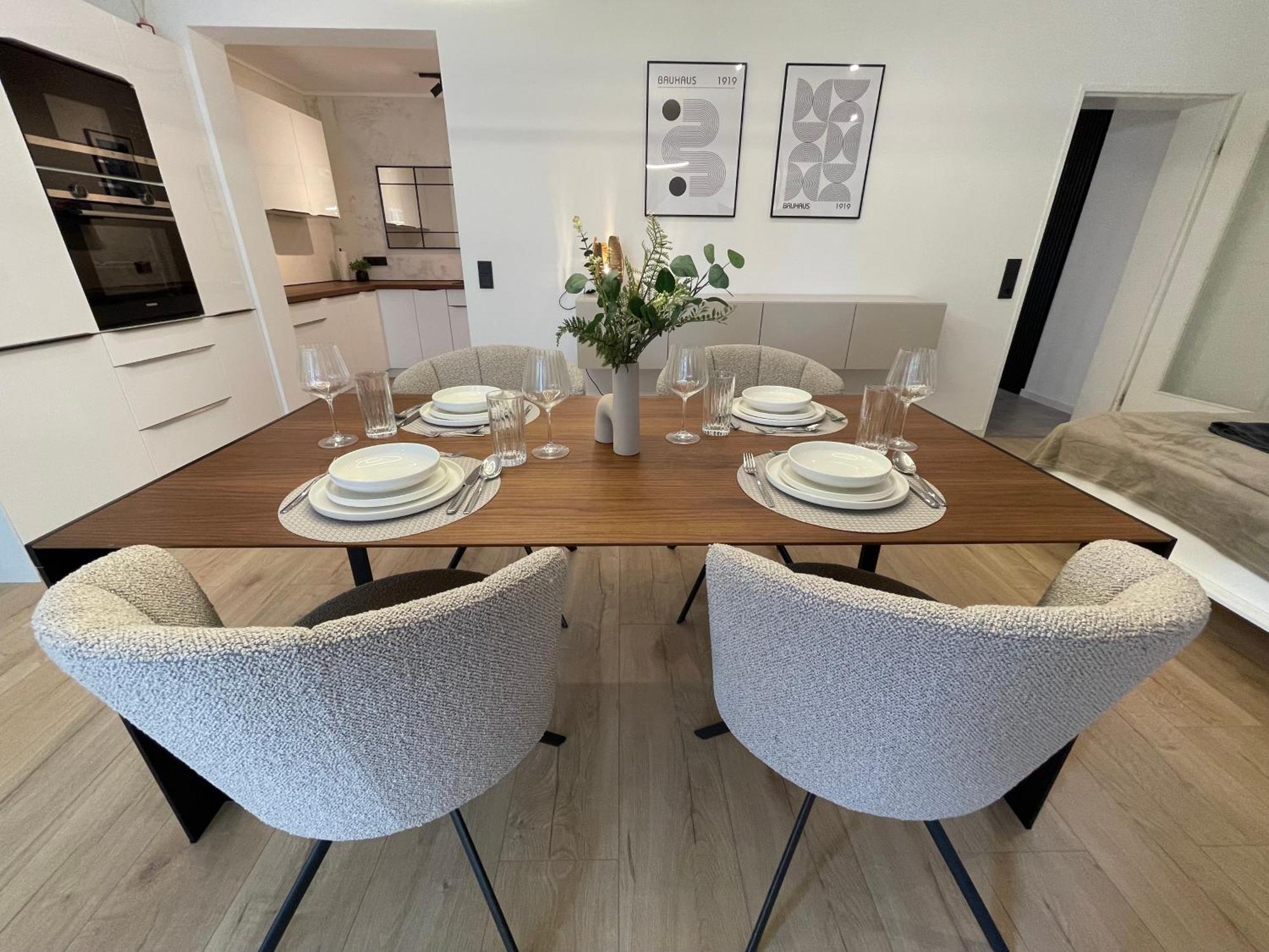 Grosszuegiges Wohnen Mit Seeblick In Zentrumsnaehe Appartement